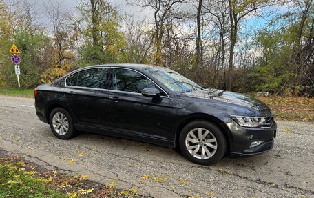 Volkswagen Passat B8 рестайлинг, 2019 год, 2 850 000 рублей, 3 фотография