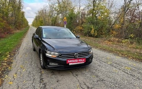 Volkswagen Passat B8 рестайлинг, 2019 год, 2 850 000 рублей, 7 фотография