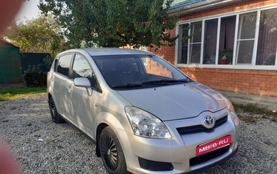 Toyota Corolla Verso I, 2008 год, 705 000 рублей, 1 фотография