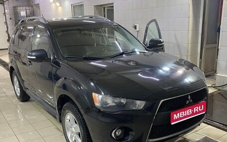 Mitsubishi Outlander III рестайлинг 3, 2010 год, 1 050 000 рублей, 1 фотография