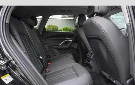 Audi Q5, 2025 год, 8 990 000 рублей, 10 фотография