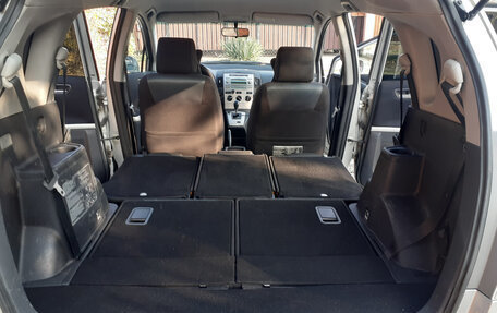 Toyota Corolla Verso I, 2008 год, 705 000 рублей, 10 фотография