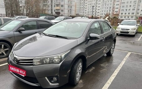 Toyota Corolla, 2013 год, 1 300 000 рублей, 2 фотография