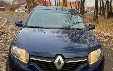 Renault Logan II, 2014 год, 810 000 рублей, 2 фотография
