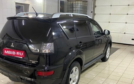 Mitsubishi Outlander III рестайлинг 3, 2010 год, 1 050 000 рублей, 8 фотография
