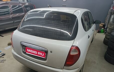 Toyota Duet, 1998 год, 215 000 рублей, 1 фотография