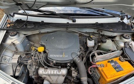 Renault Logan I, 2006 год, 300 000 рублей, 8 фотография