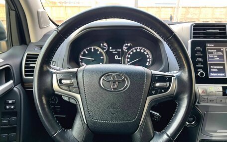 Toyota Land Cruiser Prado 150 рестайлинг 2, 2021 год, 5 650 000 рублей, 13 фотография