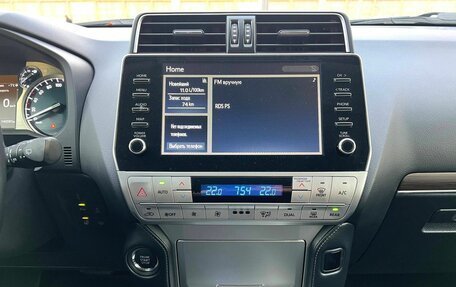 Toyota Land Cruiser Prado 150 рестайлинг 2, 2021 год, 5 650 000 рублей, 16 фотография