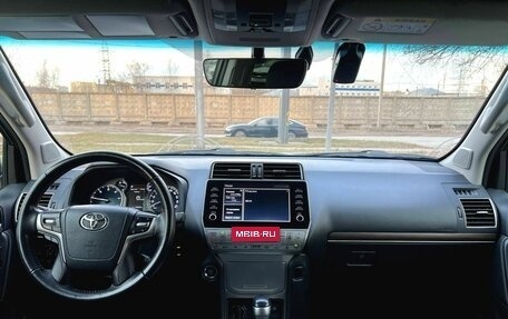 Toyota Land Cruiser Prado 150 рестайлинг 2, 2021 год, 5 650 000 рублей, 17 фотография