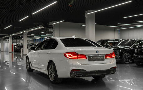 BMW 5 серия, 2019 год, 3 780 000 рублей, 4 фотография