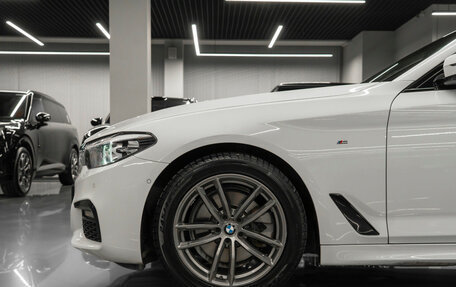 BMW 5 серия, 2019 год, 3 780 000 рублей, 24 фотография