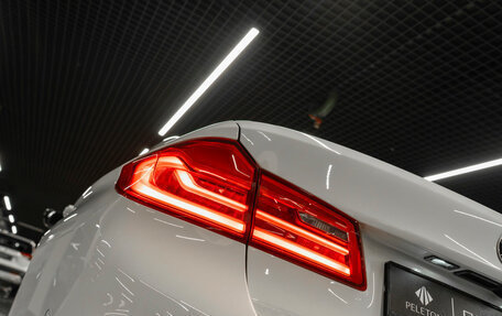 BMW 5 серия, 2019 год, 3 780 000 рублей, 26 фотография