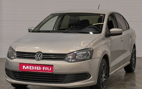 Volkswagen Polo VI (EU Market), 2015 год, 900 000 рублей, 3 фотография