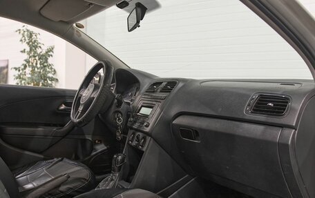 Volkswagen Polo VI (EU Market), 2015 год, 900 000 рублей, 15 фотография