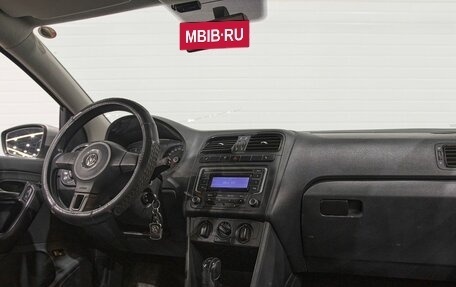 Volkswagen Polo VI (EU Market), 2015 год, 900 000 рублей, 17 фотография