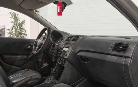 Volkswagen Polo VI (EU Market), 2015 год, 900 000 рублей, 18 фотография