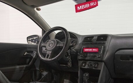 Volkswagen Polo VI (EU Market), 2015 год, 900 000 рублей, 22 фотография