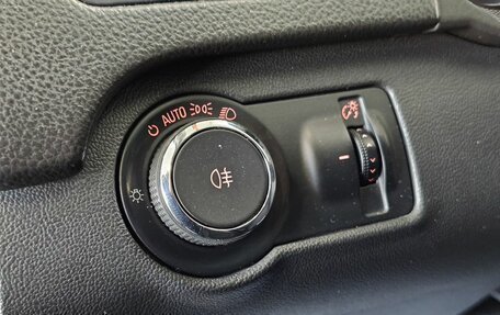 Opel Insignia II рестайлинг, 2012 год, 885 000 рублей, 15 фотография