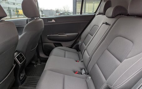 KIA Sportage IV рестайлинг, 2018 год, 2 050 000 рублей, 14 фотография