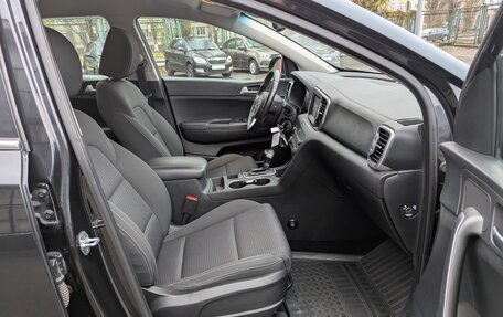 KIA Sportage IV рестайлинг, 2018 год, 2 050 000 рублей, 16 фотография