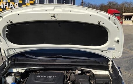 KIA Carnival III, 2017 год, 2 450 000 рублей, 20 фотография