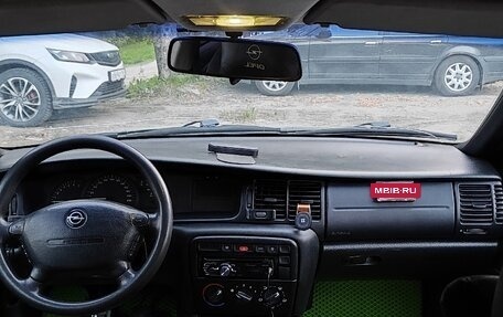 Opel Vectra B рестайлинг, 1998 год, 60 000 рублей, 6 фотография