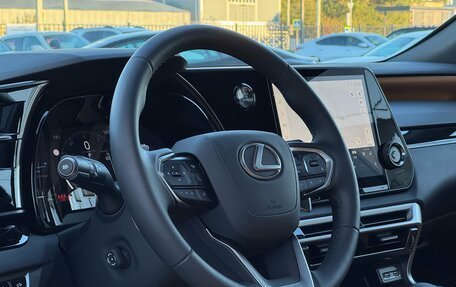 Lexus RX IV рестайлинг, 2025 год, 7 700 000 рублей, 10 фотография