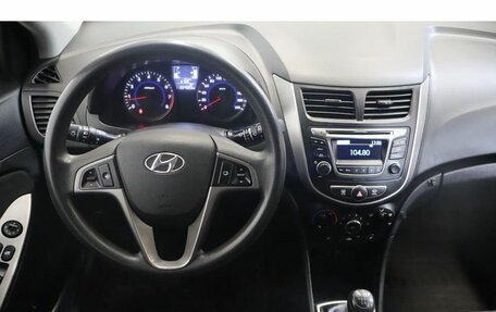 Hyundai Solaris II рестайлинг, 2015 год, 799 000 рублей, 8 фотография