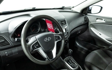 Hyundai Solaris II рестайлинг, 2013 год, 614 898 рублей, 11 фотография