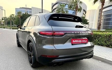 Porsche Cayenne III, 2022 год, 13 510 000 рублей, 7 фотография
