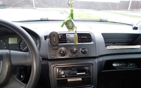 Skoda Fabia II, 2011 год, 430 000 рублей, 5 фотография