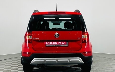 Skoda Yeti I рестайлинг, 2014 год, 1 300 000 рублей, 8 фотография