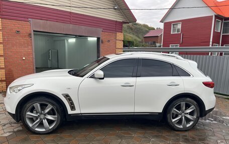 Infiniti FX II, 2011 год, 1 900 000 рублей, 3 фотография