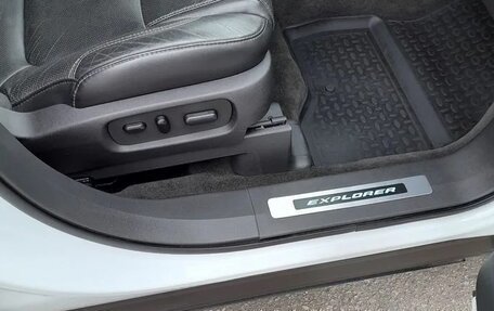 Ford Explorer VI, 2014 год, 1 939 500 рублей, 14 фотография