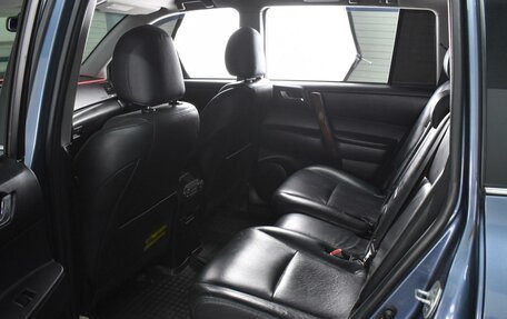 Toyota Highlander III, 2011 год, 1 819 000 рублей, 11 фотография