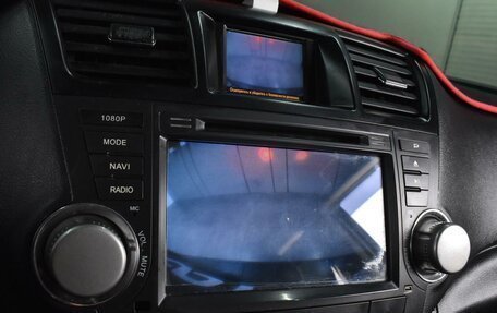 Toyota Highlander III, 2011 год, 1 819 000 рублей, 12 фотография