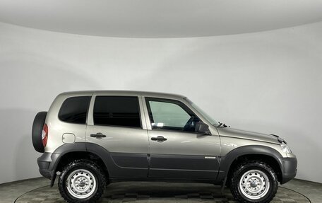 Chevrolet Niva I рестайлинг, 2018 год, 725 000 рублей, 11 фотография