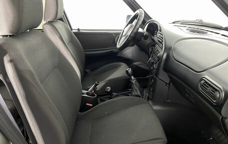 Chevrolet Niva I рестайлинг, 2018 год, 725 000 рублей, 13 фотография