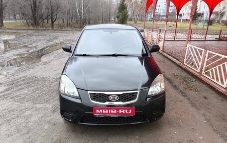 KIA Rio II, 2011 год, 590 000 рублей, 1 фотография
