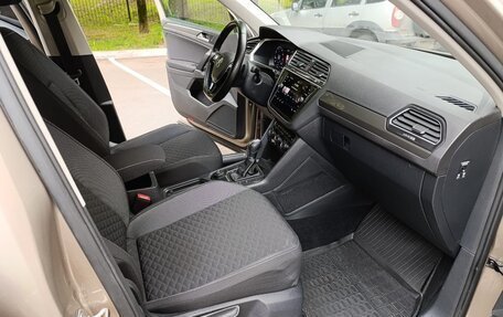 Volkswagen Tiguan II, 2018 год, 2 473 000 рублей, 4 фотография