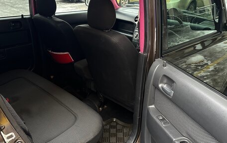 Toyota bB I рестайлинг, 2002 год, 310 000 рублей, 17 фотография