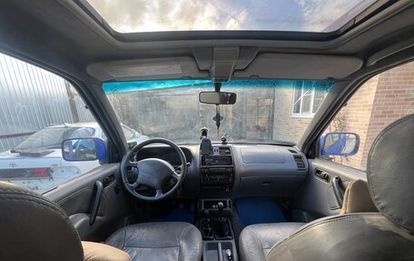 Nissan Terrano II рестайлинг, 1997 год, 550 000 рублей, 9 фотография