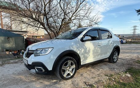 Renault Logan II, 2019 год, 1 080 000 рублей, 17 фотография