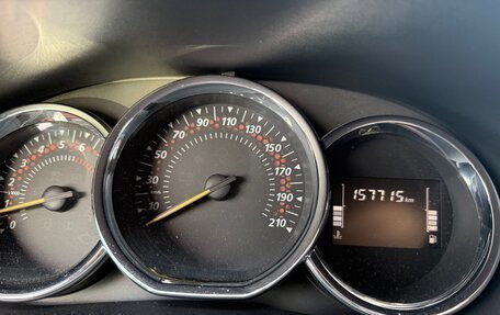 Renault Logan II, 2019 год, 1 080 000 рублей, 21 фотография