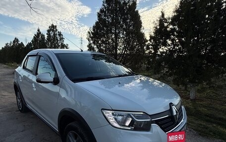 Renault Logan II, 2019 год, 1 080 000 рублей, 19 фотография