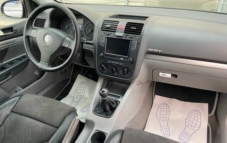 Volkswagen Golf V, 2004 год, 549 000 рублей, 8 фотография
