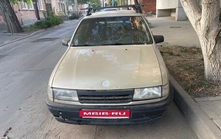 Opel Vectra A, 1990 год, 110 000 рублей, 2 фотография