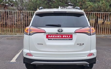 Toyota RAV4, 2016 год, 2 450 000 рублей, 11 фотография