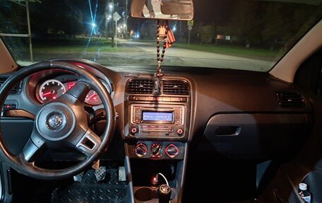 Volkswagen Polo VI (EU Market), 2013 год, 700 000 рублей, 5 фотография